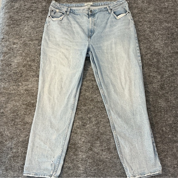 Abercrombie & Fitch Denim - Abercrombie & Fitch Curve Love 90s Straight Ultra High Rise Size 36|22